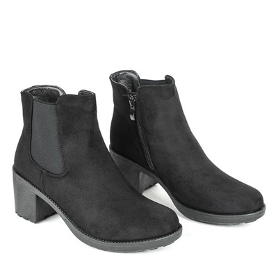 Fekete csizma egy magasabb oszlopon Unione - Lábbeli