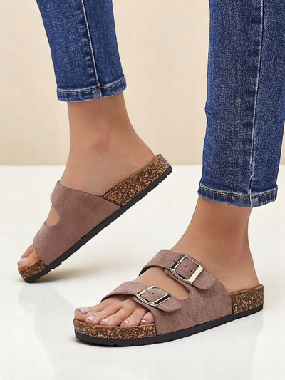 Royalfashion Női szandál csatokkal Foumy