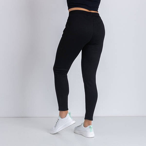 Fekete női szigetelt PLUS SIZE treggings - Ruházat