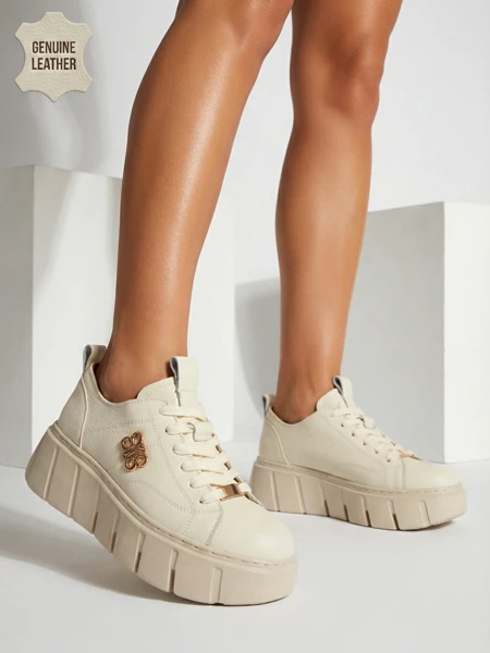 Sacerr sportos női sneakerek természetes bőrből