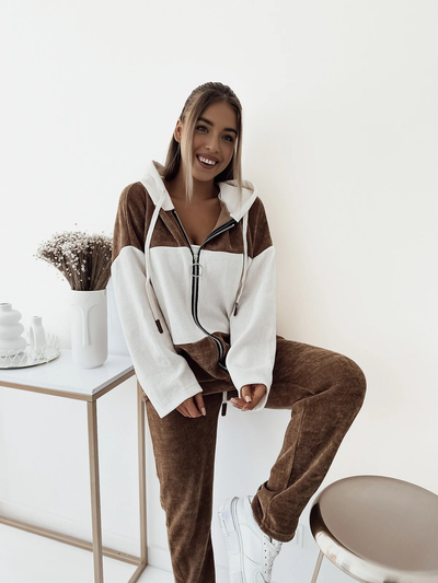 Royalfashion Női barna csíkos sport szett