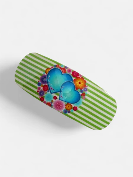 Színes, szívecskés gyermek hajcsat