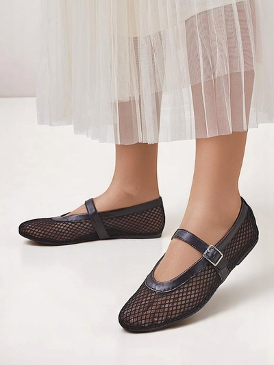 Royalfashion női, áttört mintázatú balettcipők pánttal Naommi