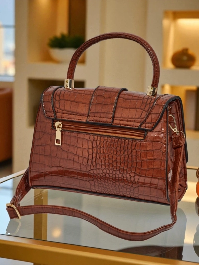 Lakkozott Lunaya kis női műbőr táska