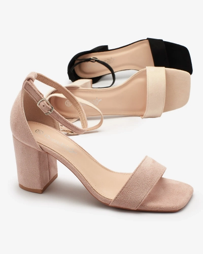 Royalfashion Női alacsony tűsarkú szandál világos rózsaszínben Helrem