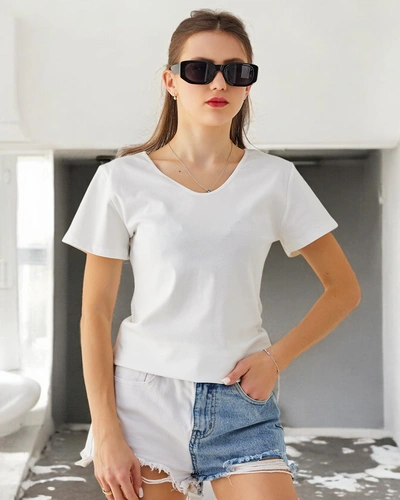 Royalfashion Női pamut póló csipkével a háton