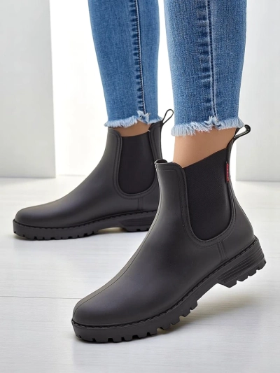 Royalfashion Női gumiőszak Ásiila