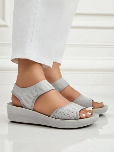 Royalfashion Női szandál vastagabb talppal Viva Flex II