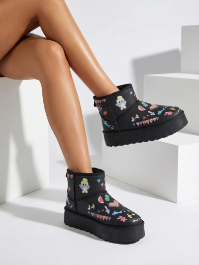 Royalfashion Rövid hó csizma stílusú női csizmák Hanaga matricákkal