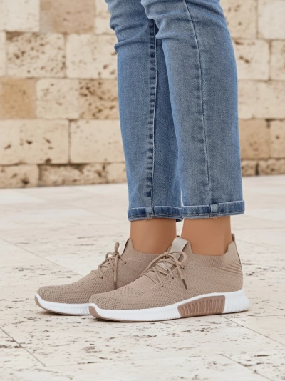 Aristea női sneaker világosbarna lapos talpú szövet 3 cm