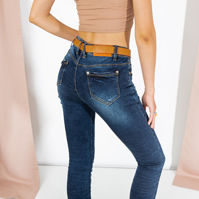 Sötétkék nadrág övvel a nők számára - Ruházat