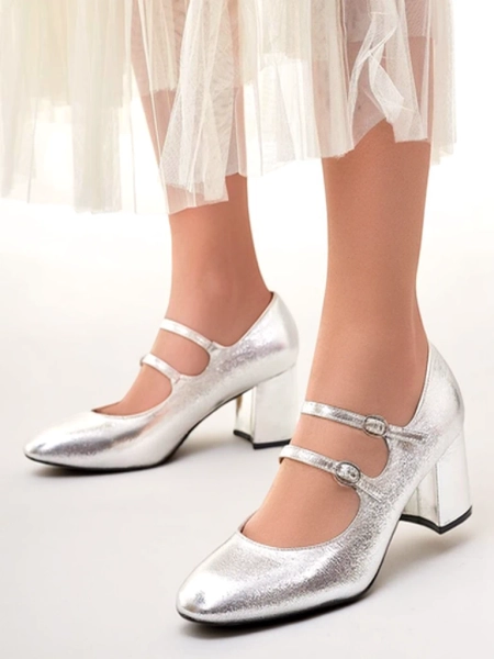 Royalfashion Lakkbőr női magassarkú blokkmérettel és pántokkal Ovinna