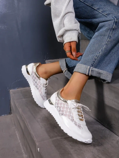 Royalfashion Perforált női sportcipő Ellos