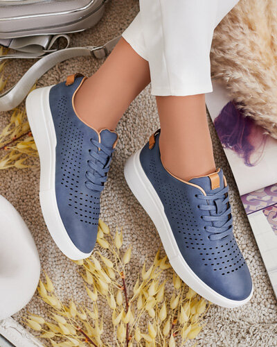 Royalfashion Női áttört tornacipő Deromias