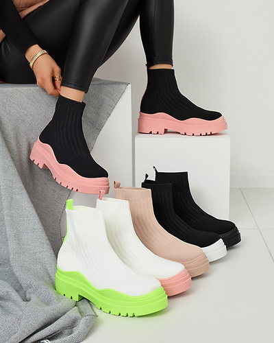 Női csizma vastagabb talpon fehér és rózsaszín Korlic-Shoes színben