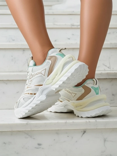 Royalfashion Női sportcipők vastag talpon Nettes