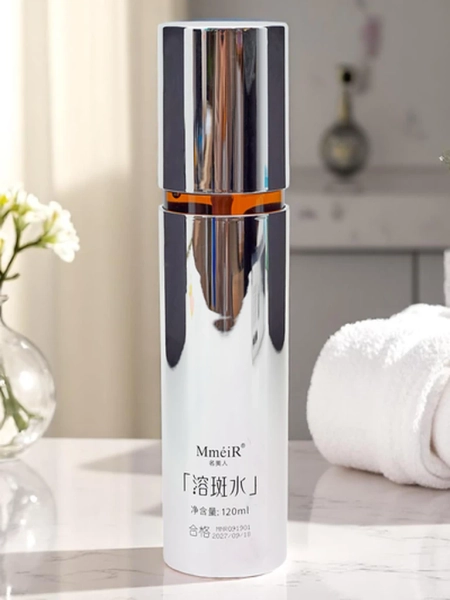 Bőrvilágosító arctonik, amely csökkenti az elszíneződéseket