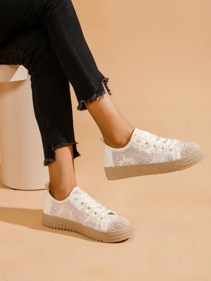Royalfashion Női Csipke Sportcipők Flitterekkel Nille