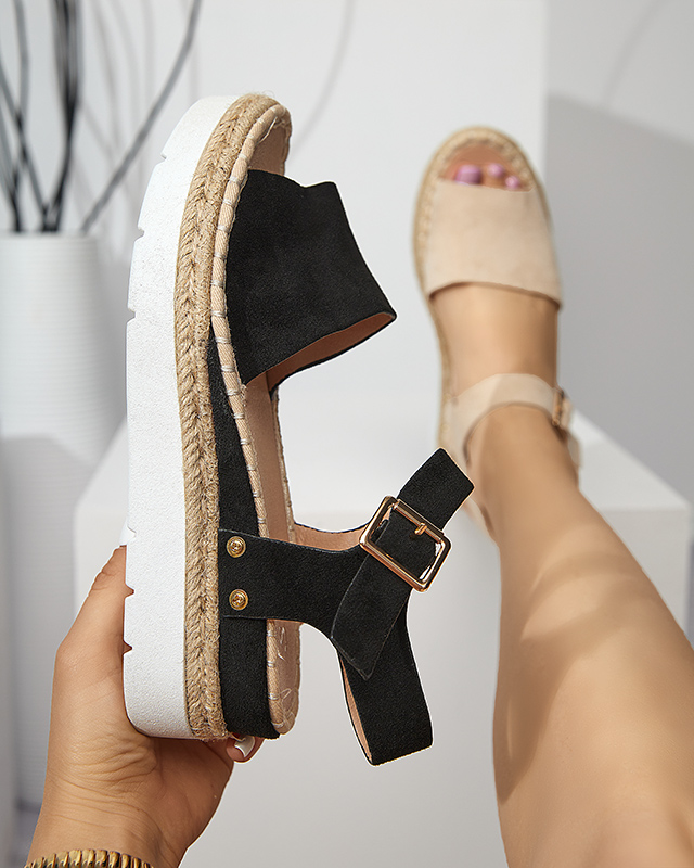 OUTLET Bézs színű női szandál éken Setovia - Lábbeli