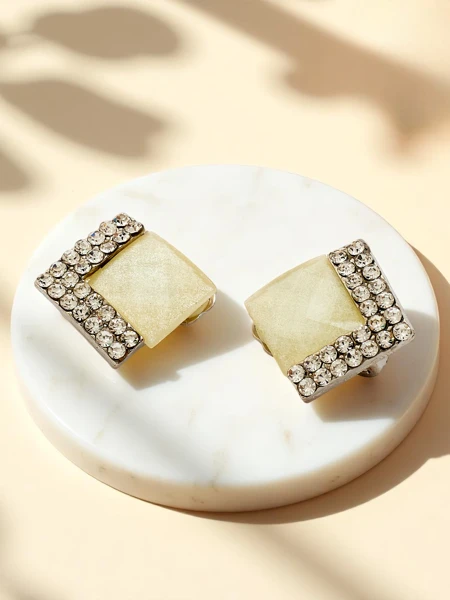 Royalfashion női klipszes fülbevaló kristállyal és cirkóniával