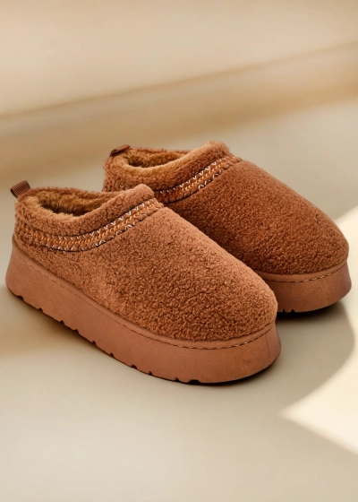 Royalfashion Rövid női hótaposó Esel