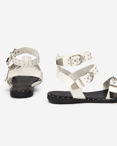 OUTLET Fehér női szandál fúvókákkal Flodi - Lábbeli