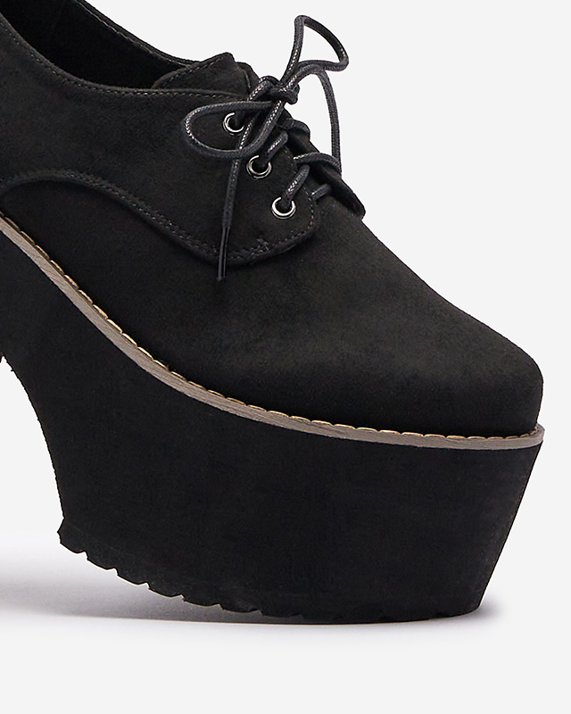 Fekete női fűzős félcipő egyszínű talppal Lobera - Lábbeli