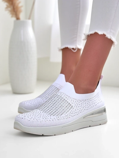 Royalfashion Slip-on női wedge sportcipők strasszokkal Qelavise