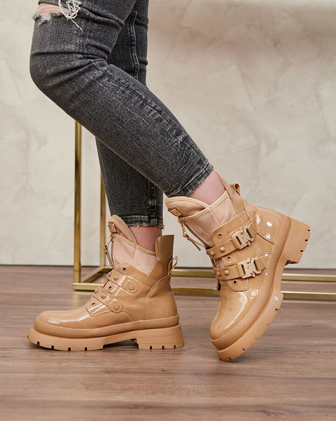 Royalfashion Világosbarna női bagger csizma Hennobs