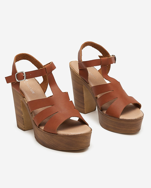 Teve női magas sarkú szandál Mianka - Lábbeli