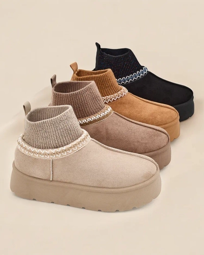 Royalfashion Rövid női hótaposó a'la Nananna