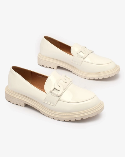 Royalfashion Fehér lakkozott női mokaszin Dafench