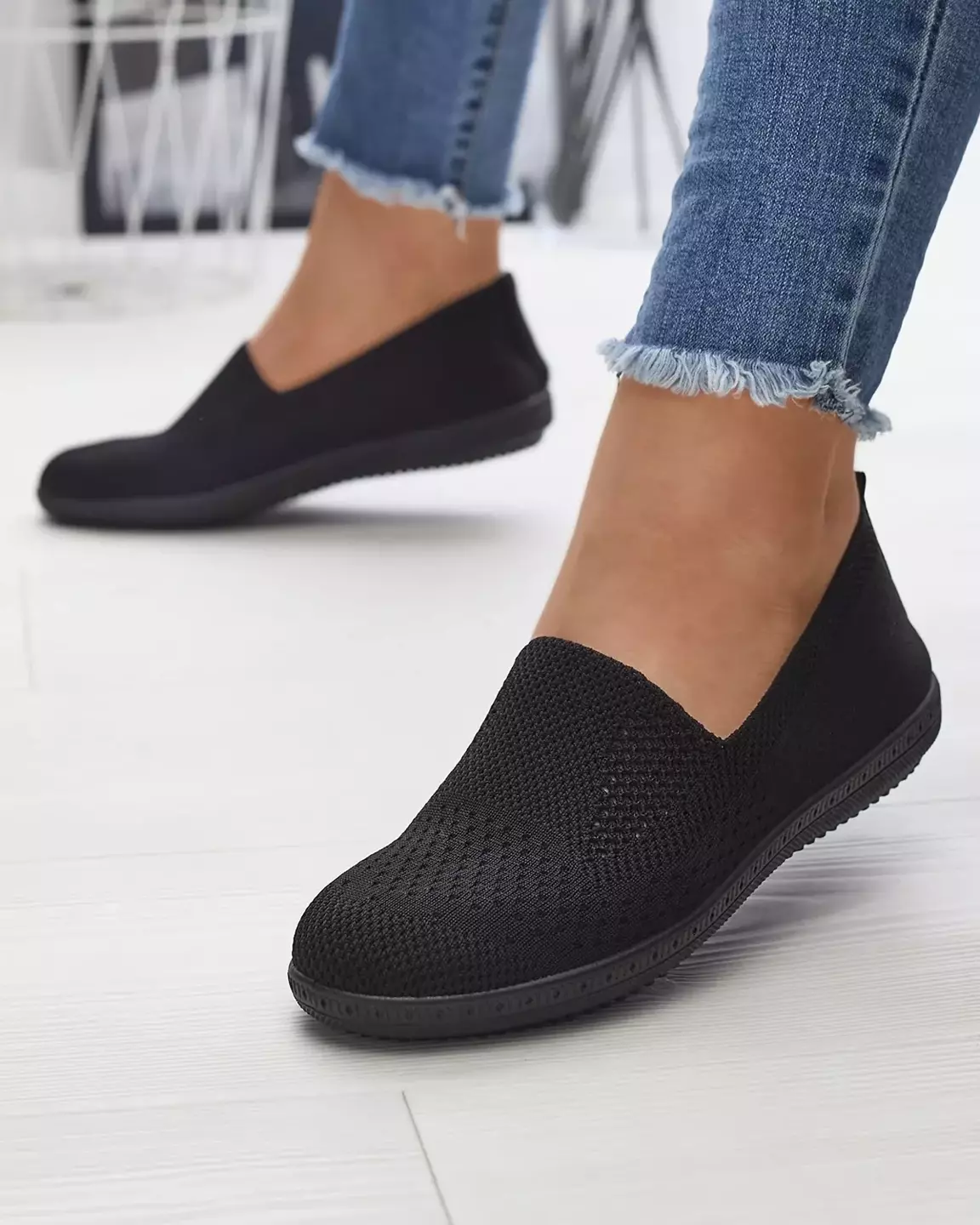 Fekete női áttört slip on tornacipő Kamiosa- Footwear