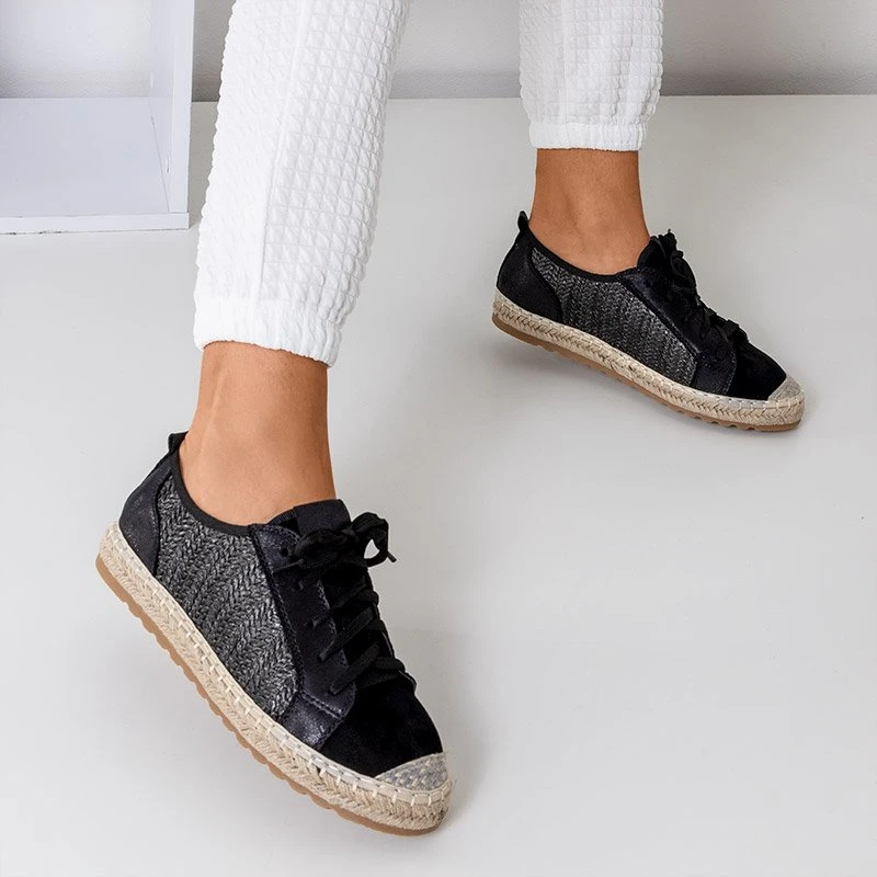 OUTLET Fekete női cipők a'la espadrilles Fesmav - Cipő