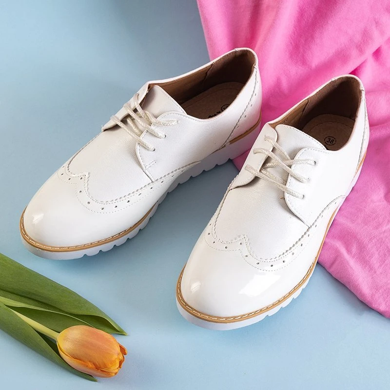 OUTLET Női fehér fűzős cipő Narvi - Lábbeli