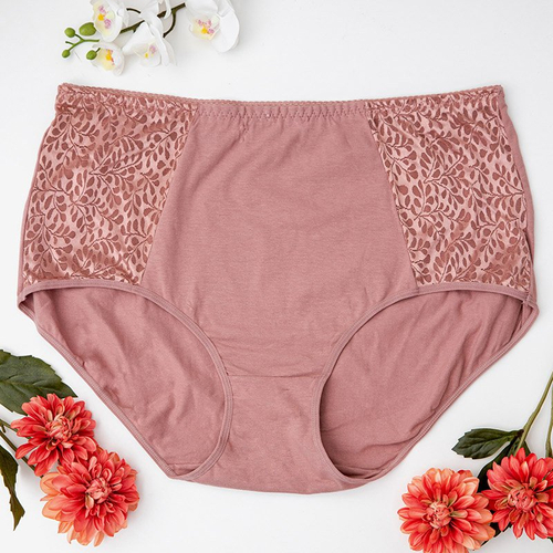 Sötét rózsaszín női bugyi csipkével PLUS SIZE - Fehérnemű