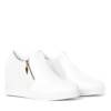 Białe sneakersy na krytym koturnie Evita - Obuwie
