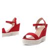 Czerwone sandały na koturnie Jokin- Obuwie
