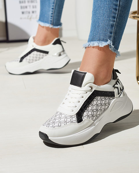 Fehér-fekete női sportcipő nyomtatással Disizi Footwear