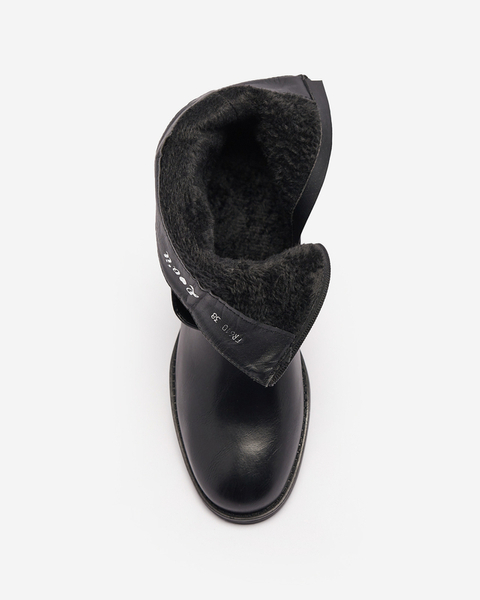 Klasszikus szigetelt női bakancs fekete színben Leverrs- Footwear