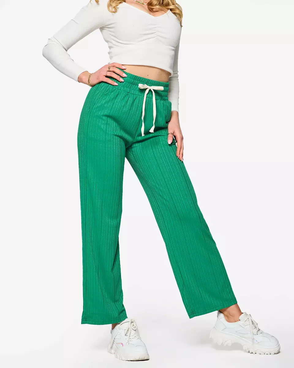 Női bordázott bő nadrág zöld színben- Ruházat