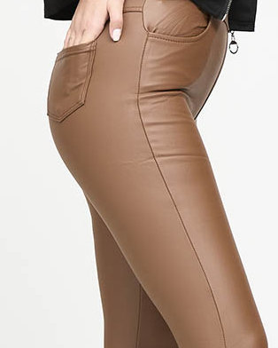 Női öko-bőr teggings nadrág barna színben- Ruházat