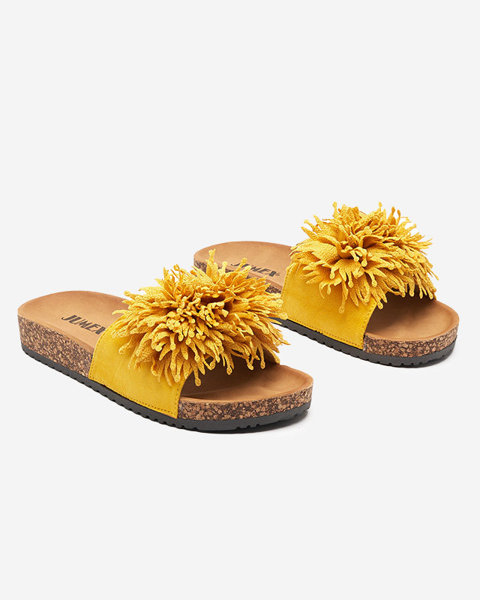 Női papucs szövetdísszel sárga színben Ailli- Footwear