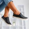 OUTLET Fekete női steppelt cipő Libora - Cipő