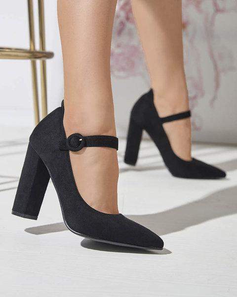 OUTLET Fekete női tűsarkú cipő Halmmi- Footwear