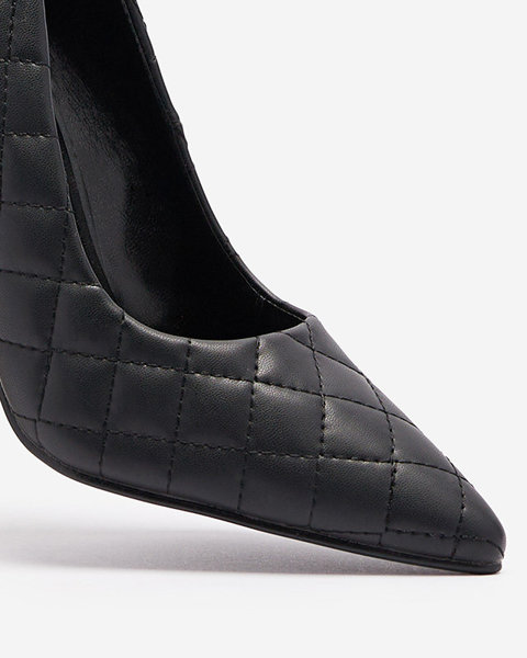 OUTLET Fekete női tűsarkú cipő dombornyomással Torosa- Footwear