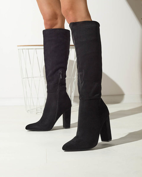 OUTLET Fekete női tűsarkú csizma Livena- Footwear