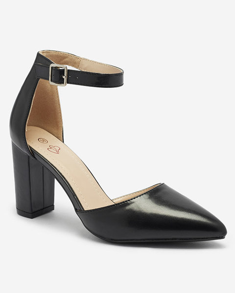 OUTLET Fekete színű, női tolószáras cipő- Lábbeli
