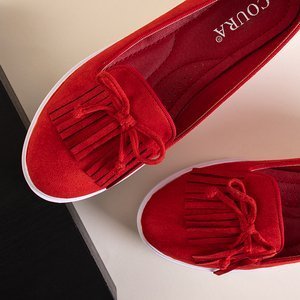 Piros női mokaszin rojtokkal és Laureana íjjal - cipő