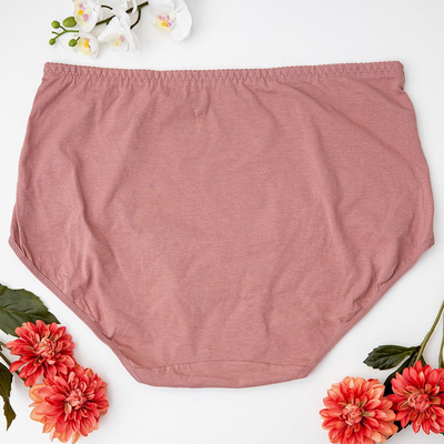 Sötét rózsaszín női bugyi csipkével PLUS SIZE - Fehérnemű